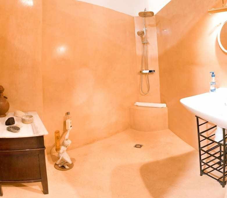 Monkeys Apartments La Artista Севилья Экстерьер фото