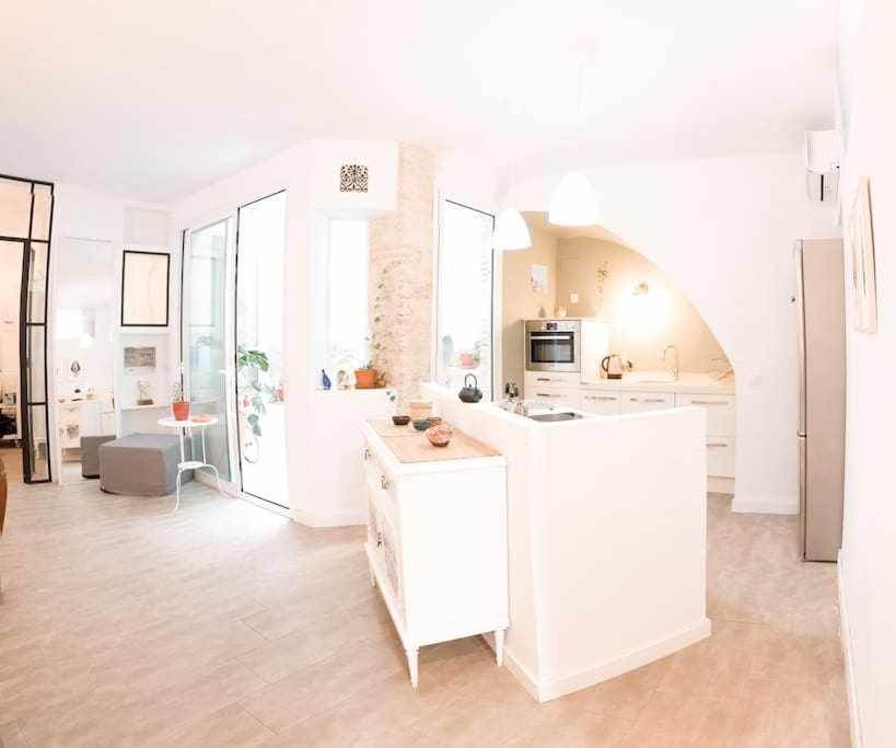 Monkeys Apartments La Artista Севилья Экстерьер фото
