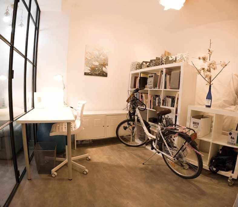 Monkeys Apartments La Artista Севилья Экстерьер фото